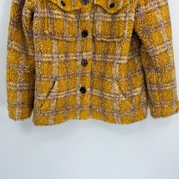 Driftwood Ryan Plaid Sherpa Teddy Jacket Women’s Gold Size Medium Button Front - Picture 4 of 11